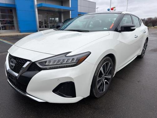 2023 Nissan Maxima SL