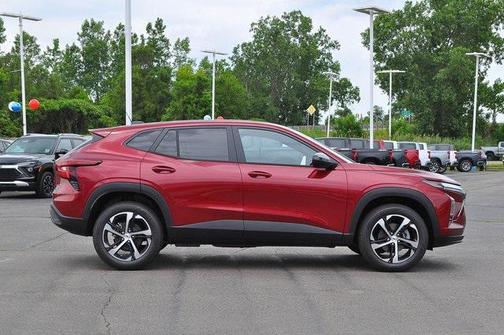 2025 Chevrolet Trax FWD 1RS