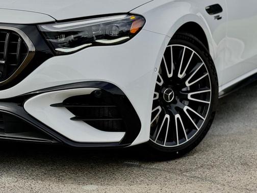 2026 Mercedes-Benz AMG E 53 Base