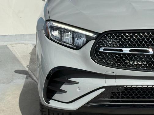 Alpine 2026 Mercedes-Benz GLC 300 Base 4MATIC