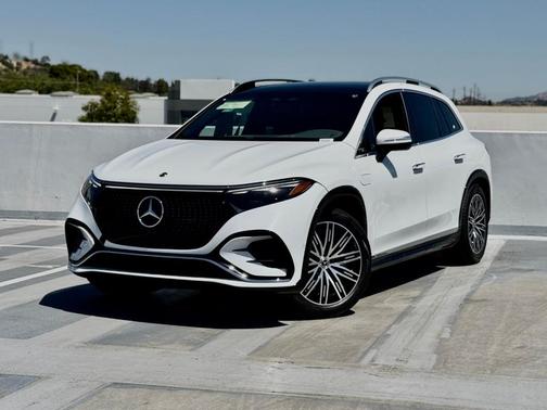 Moonlight White 2026 Mercedes-Benz EQS 550 Base 4MATIC
