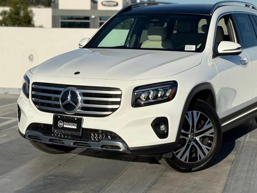 Polar White 2026 Mercedes-Benz GLB 250 Base