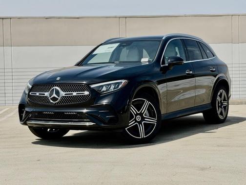 Black 2026 Mercedes-Benz GLC 300 Base