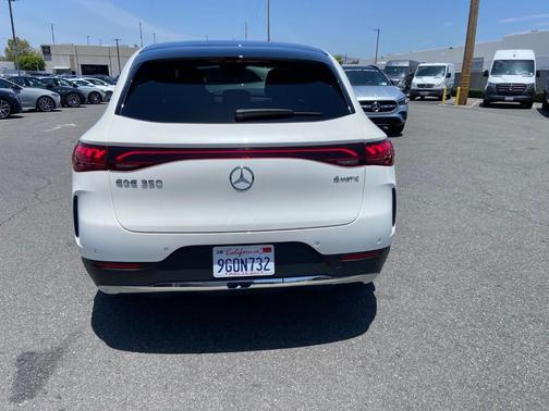 MANUFAKTUR Diamond White Metallic 2023 Mercedes-Benz EQE 350 Base 4MATIC