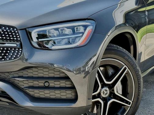 Gray 2022 Mercedes-Benz GLC 300 Base