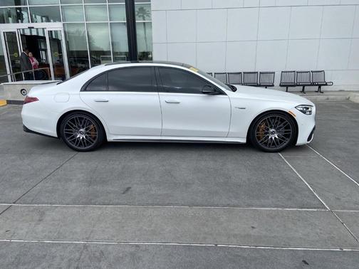 Moonlight White 2024 Mercedes-Benz AMG S 63 E Base