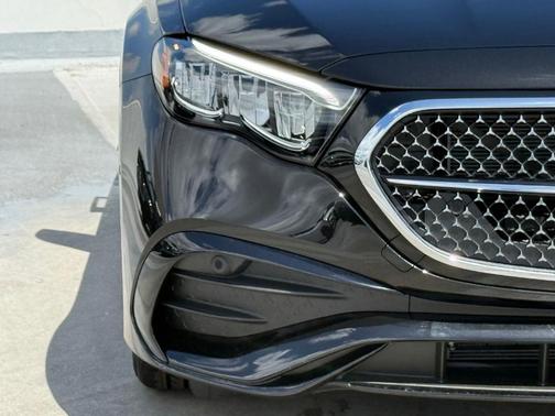 Obsidian Black 2026 Mercedes-Benz E-Class E 450 4MATIC