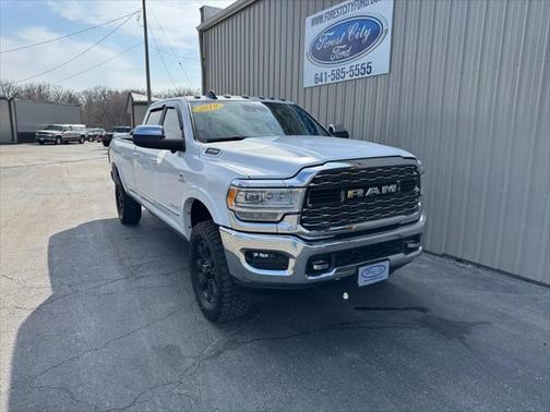 2019 RAM 3500 Limited Crew Cab 4x4 8' Box