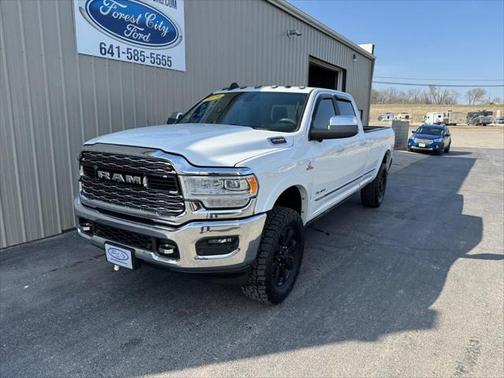 2019 RAM 3500 Limited Crew Cab 4x4 8' Box