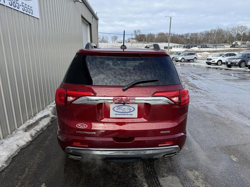 2018 GMC Acadia Denali
