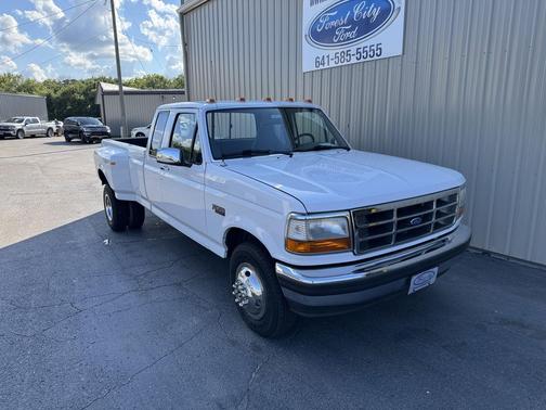 1995 Ford F-350 XL SuperCab DRW