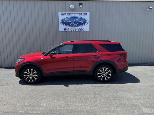Rapid Red Metallic Tinted Clearcoat 2025 Ford Explorer ST-Line