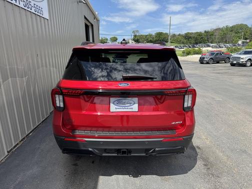 Rapid Red Metallic Tinted Clearcoat 2025 Ford Explorer ST-Line