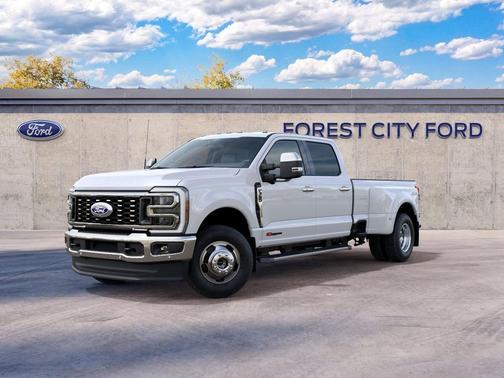 Star White Metallic Tri-Coat 2027 Ford F-350 Lariat