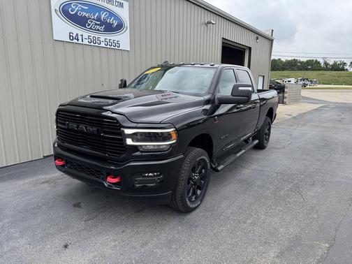 2024 RAM 3500 Laramie Crew Cab 4x4 6'4' Box