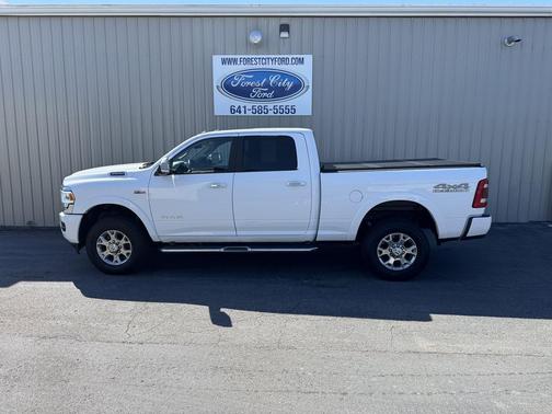 Bright White Clearcoat 2021 RAM 2500 Laramie Crew Cab 4x4 6'4' Box