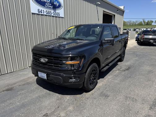 Agate Black Metallic 2026 Ford F-150 XLT