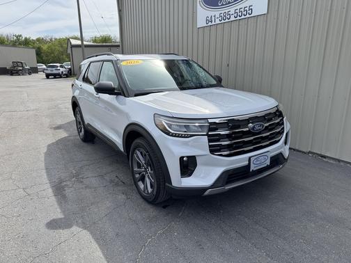 Oxford White 2026 Ford Explorer Active