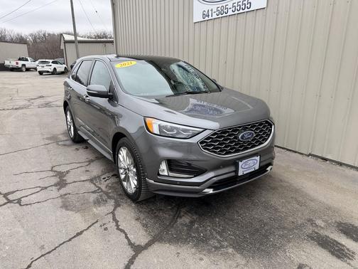 2021 Ford Edge Titanium