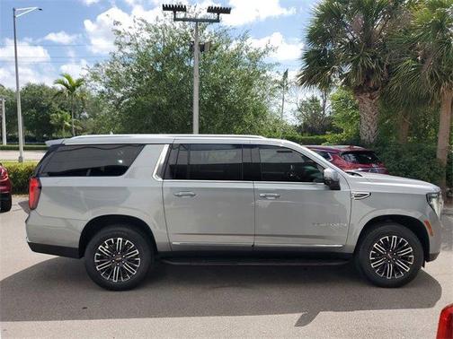 2025 GMC Yukon XL 4WD Elevation