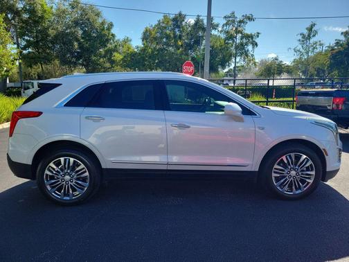 2017 Cadillac XT5 Premium Luxury