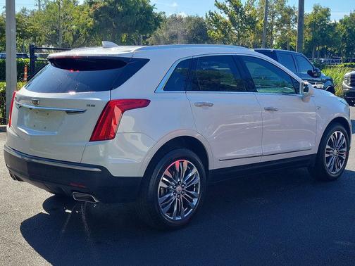 2017 Cadillac XT5 Premium Luxury
