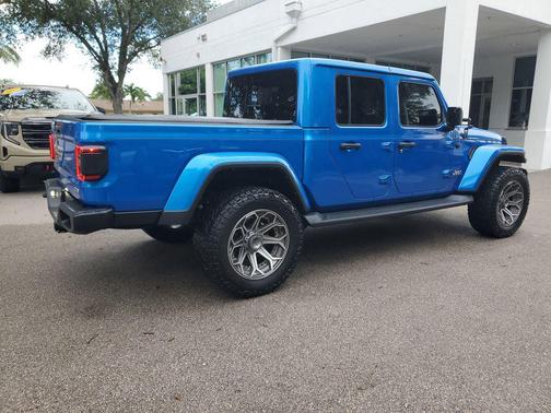 2021 Jeep Gladiator Overland