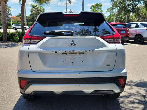 White Diamond 2022 Mitsubishi Eclipse Cross SEL