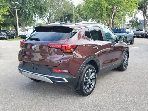 2022 Buick Encore GX Select