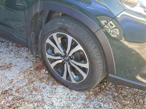 Cascade Green Silica 2022 Subaru Forester Limited