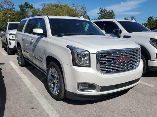 White Frost Tricoat 2020 GMC Yukon XL Denali