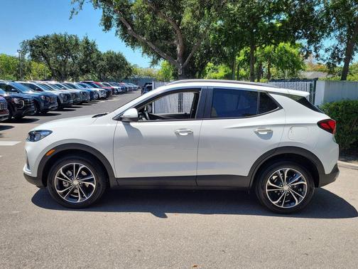Summit White 2023 Buick Encore GX Select