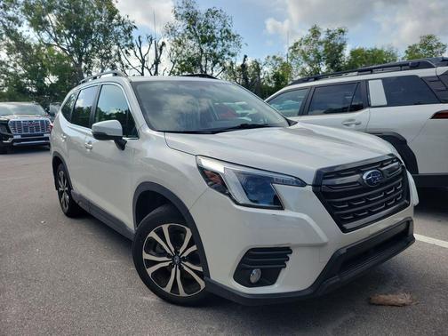 Crystal White Pearl 2022 Subaru Forester Limited