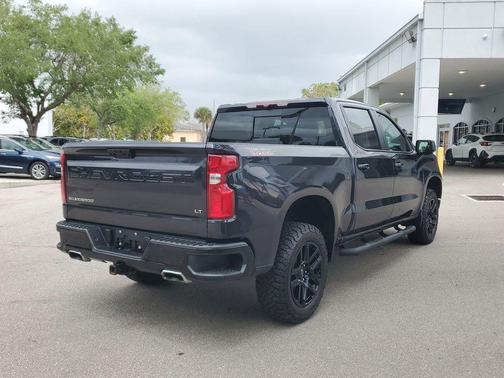 Dark Ash Metallic 2024 Chevrolet Silverado 1500 LT Trail Boss