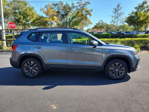 2023 Volkswagen Taos 1.5T S