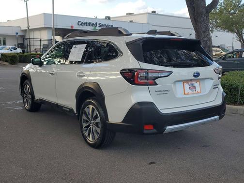 2025 Subaru Outback Touring XT