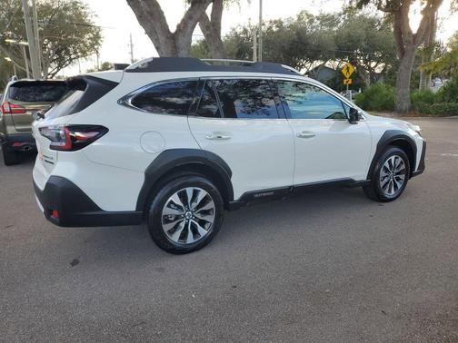 2025 Subaru Outback Touring XT