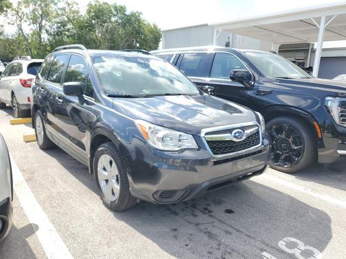 Dark Gray Metallic 2016 Subaru Forester 2.5i