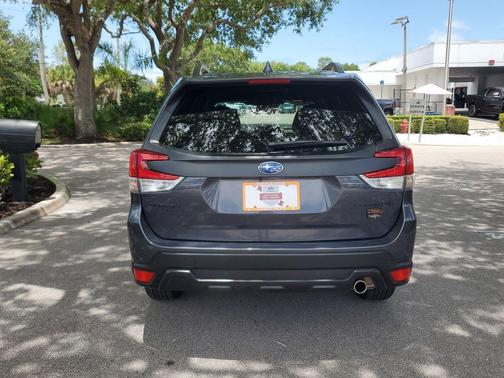 Magnetite Gray Metallic 2023 Subaru Forester Wilderness