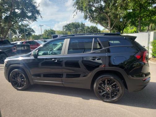 Ebony Twilight Metallic 2023 GMC Terrain SLE