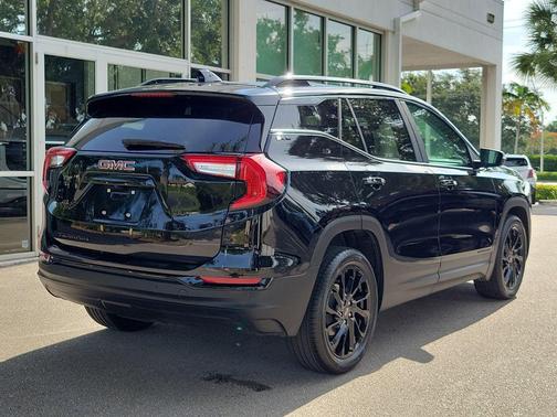 Ebony Twilight Metallic 2023 GMC Terrain SLE