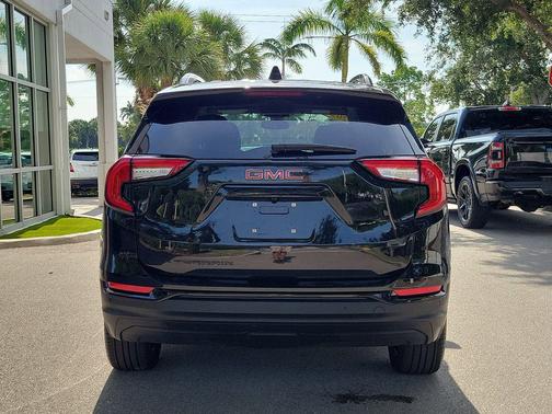 Ebony Twilight Metallic 2023 GMC Terrain SLE