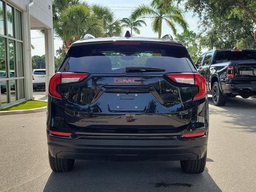 Ebony Twilight Metallic 2023 GMC Terrain SLE