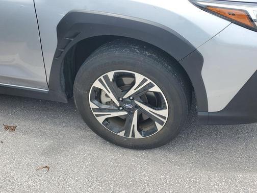 Ice Silver Metallic 2024 Subaru Crosstrek Premium