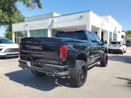 Onyx Black 2023 GMC Sierra 1500 Denali