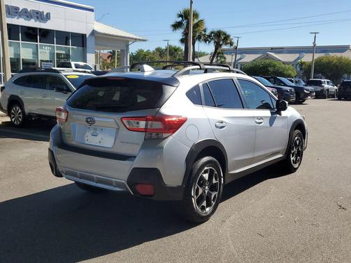 Ice Silver Metallic 2018 Subaru Crosstrek 2.0i Premium
