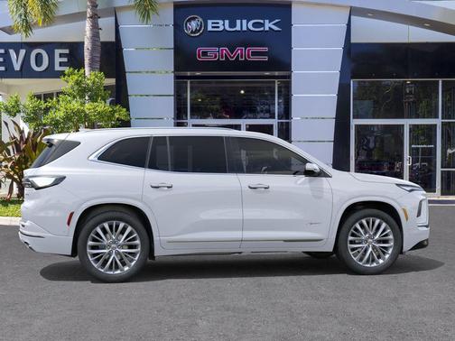 Iridescent White Tricoat 2026 Buick Enclave Avenir FWD