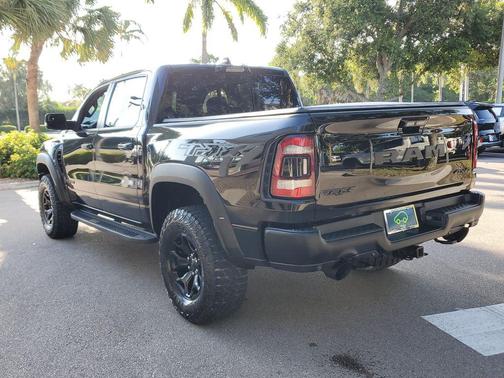 Diamond Black Crystal Pearlcoat 2021 RAM 1500 TRX