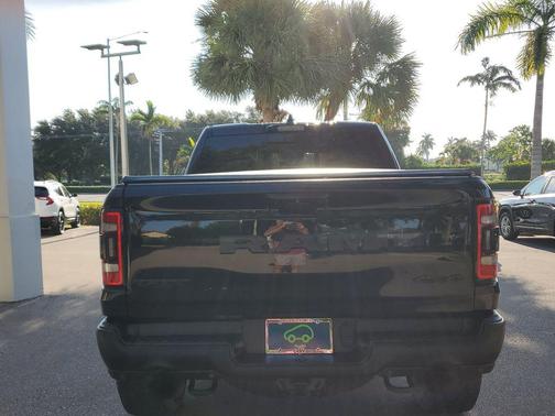 Diamond Black Crystal Pearlcoat 2021 RAM 1500 TRX