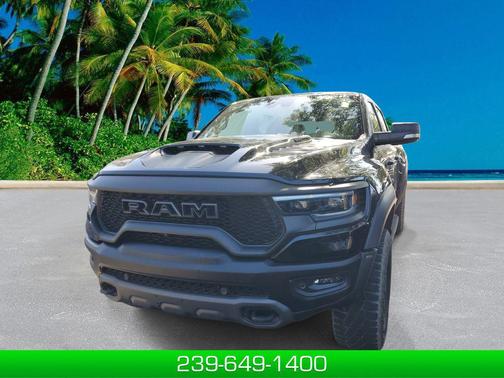 Diamond Black Crystal Pearlcoat 2021 RAM 1500 TRX